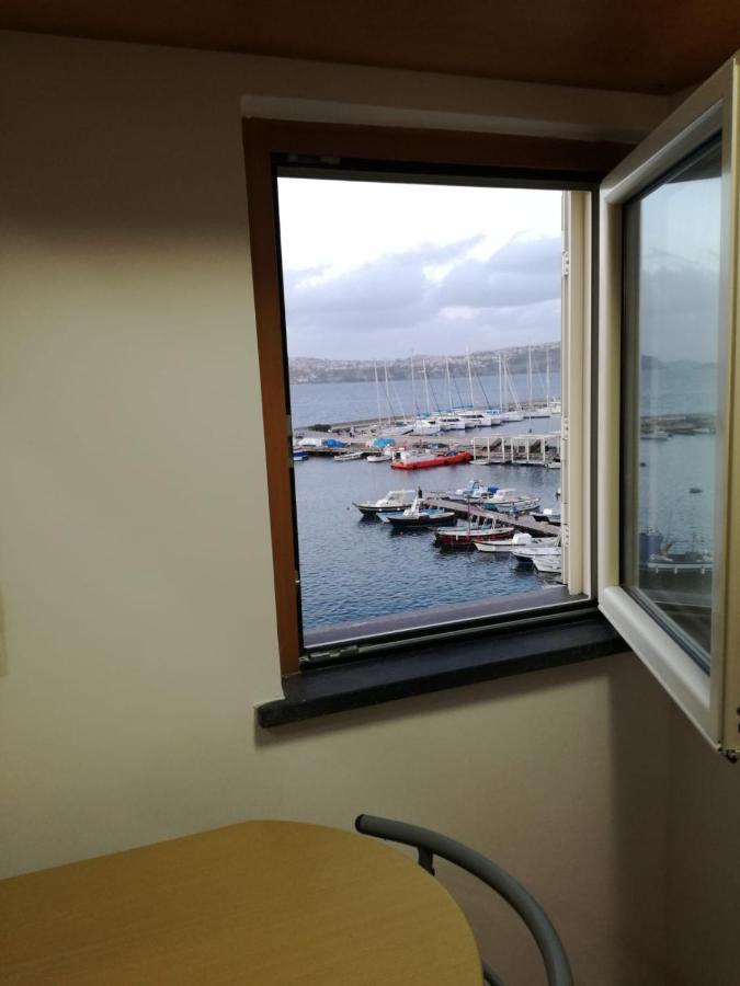 Vila Casa Geltrude Al Porto Procida Exteriér fotografie