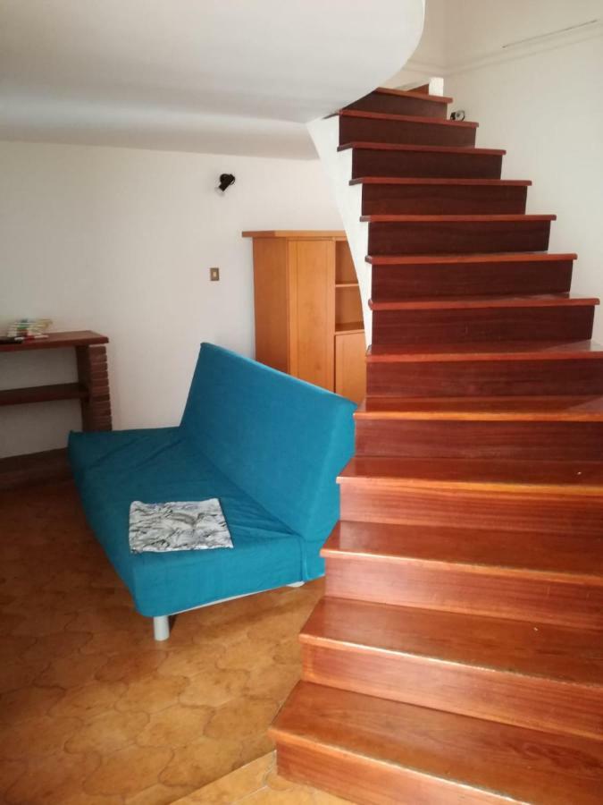 Vila Casa Geltrude Al Porto Procida Exteriér fotografie